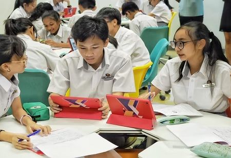 LSBF Singapore Partners SCS to Boost Digital Skills for Students 
